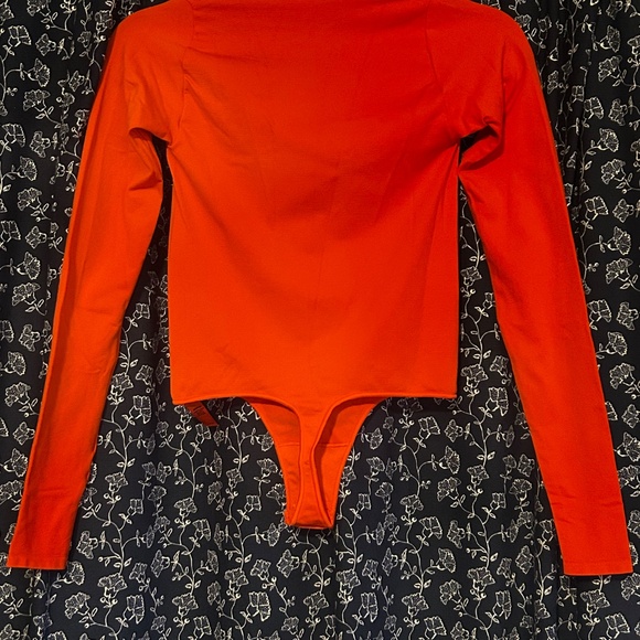 Skims long sleeve bodysuit - Picture 2 of 3